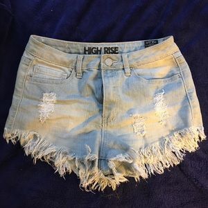 YMI high rise jean shorts size 7